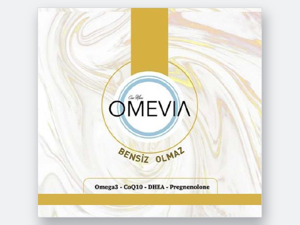 Caja del producto Omevia de One More, con Omega 3, CoQ10, DHEA y pregnenolona